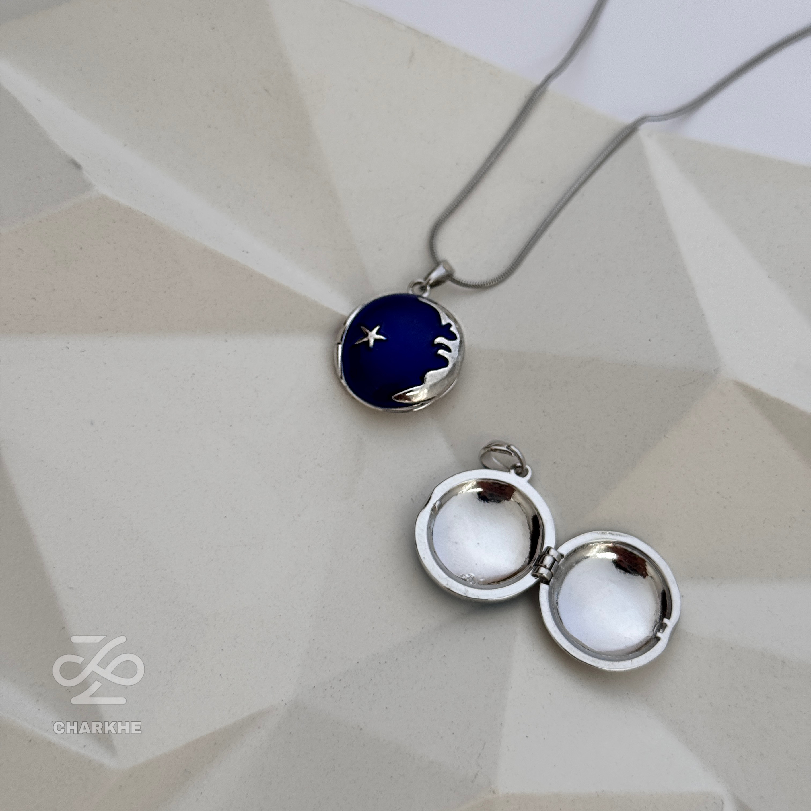 گردنبند لاکت ماه ستاره